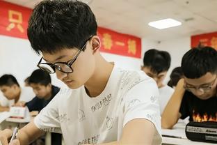 神的季后赛表现有多炸裂？场均33.4分 13次进季后赛6次夺冠